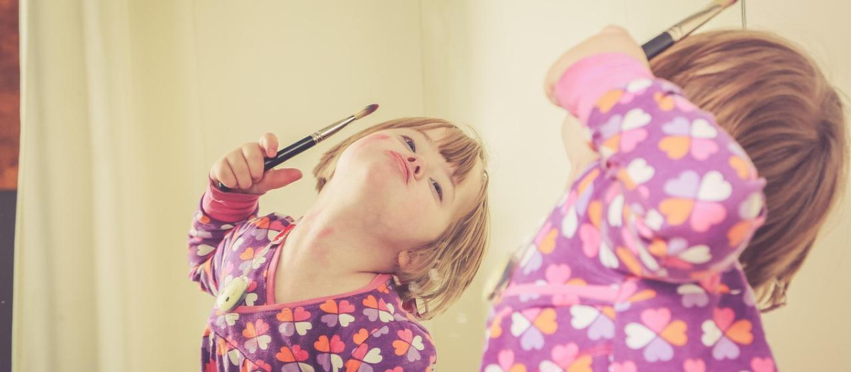 Niña con síndrome de Down