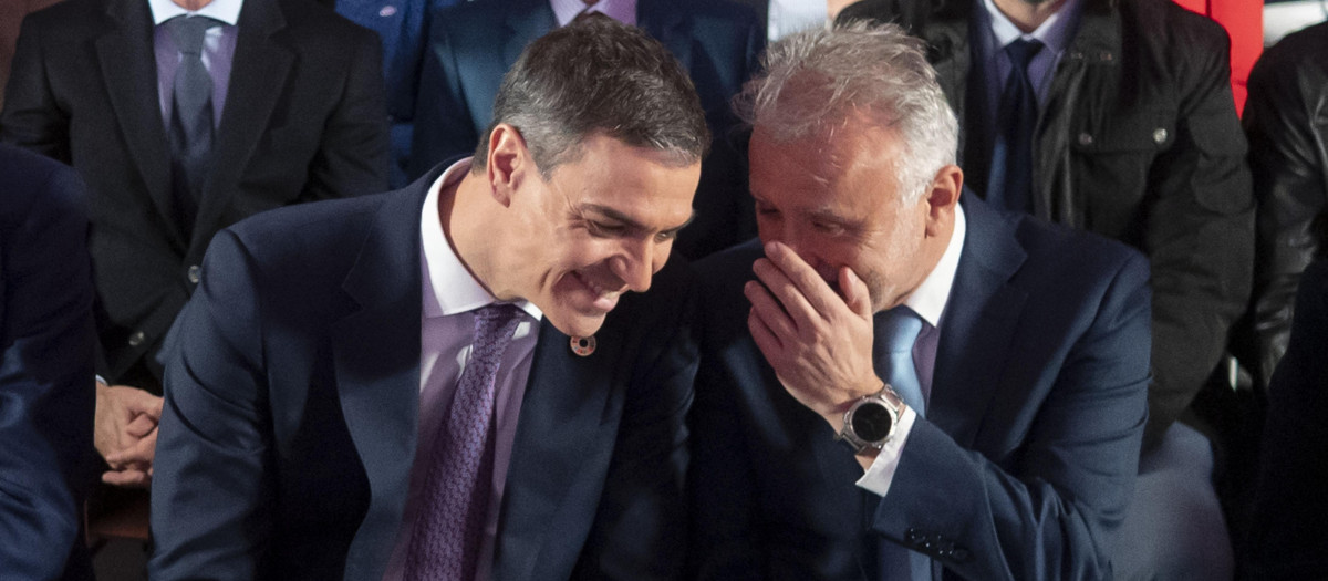 (Foto de ARCHIVO)
(I-D) El ministro para la Transformación Digital, Óscar López; el presidente del Gobierno, Pedro Sánchez y el ministro de Memoria Democrática y Política Territorial, Ángel Víctor Torres, durante la clausura del acto de presentación del Observatorio de Derechos Digitales, en el Auditorio Casa del Lector del Matadero de Madrid, a 5 de febrero de 2025, en Madrid (España). El Observatorio de Derechos Digitales es una iniciativa público-privada financiada con fondos europeos NextGeneration, nacido con el propósito de promover y defender los derechos de la ciudadanía en el entorno digital, así como la implementación de la Carta de Derechos Digitales de España.

Alberto Ortega / Europa Press
05 FEBRERO 2025;DERECHOS DIGITALES;OBSERVATORIO
05/2/2025