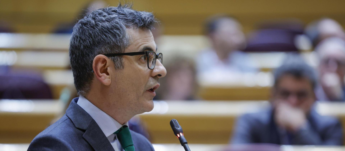 El ministro de la Presidencia, Justicia y Relaciones con las Cortes, Félix Bolaños, en la sesión de control del Senado
