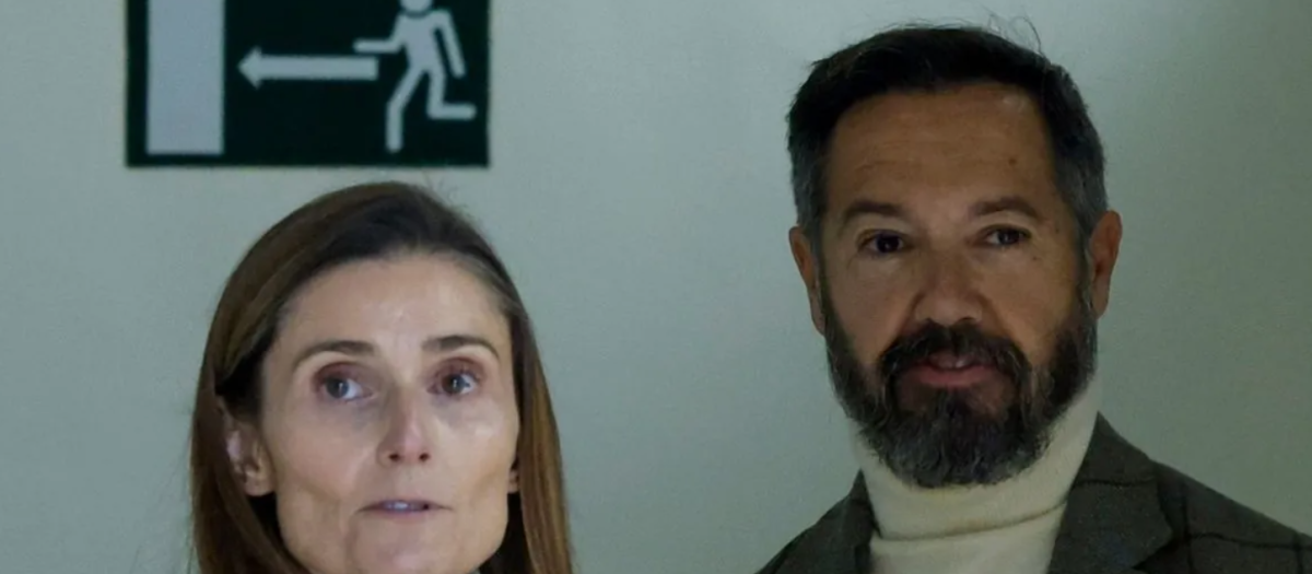 Juan Manuel Badenas y Cecilia Herrero, en el Consistorio levantino