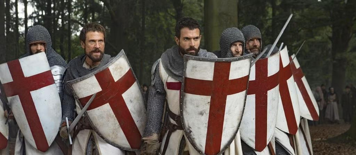 Fotograma de la serie Knightfall