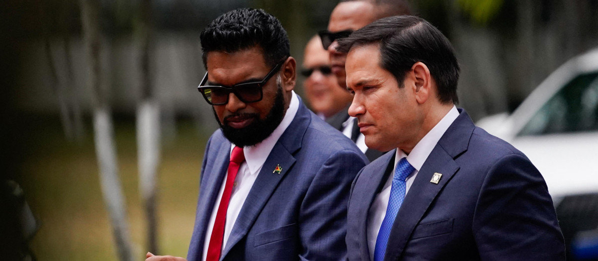 El presidente de Guyama, Irfaan Ali, junto a Marco Rubio, secretario de Estado de Estados Unidos
