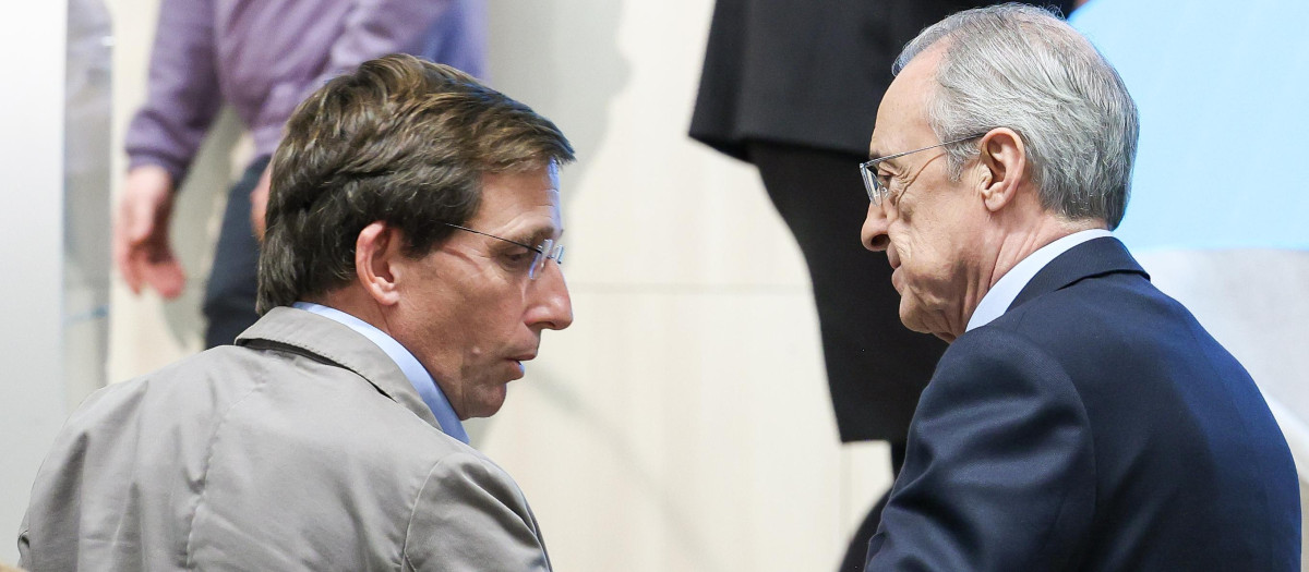 El alcalde de Madrid, José Luis Martínez-Almeida y el presidente del Real Madrid, Florentino Pérez