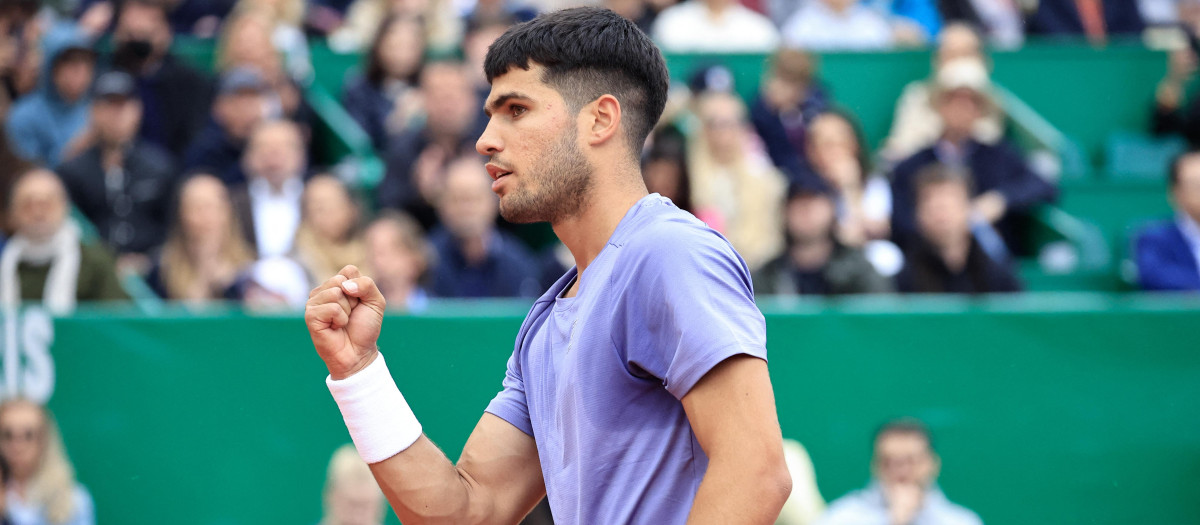 Carlos Alcaraz, durante su estreno en el Masters 1000 de Montecarlo