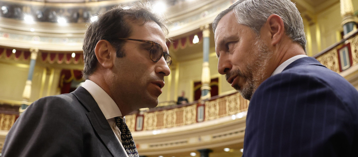 El ministro Carlos Cuerpo y el vicesecretario de Economía del PP, Juan Bravo