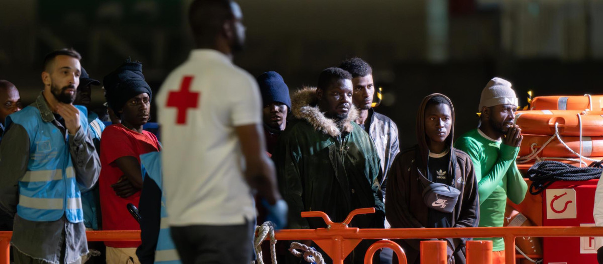 Parte de los inmigrantes rescatados en Fuerteventura