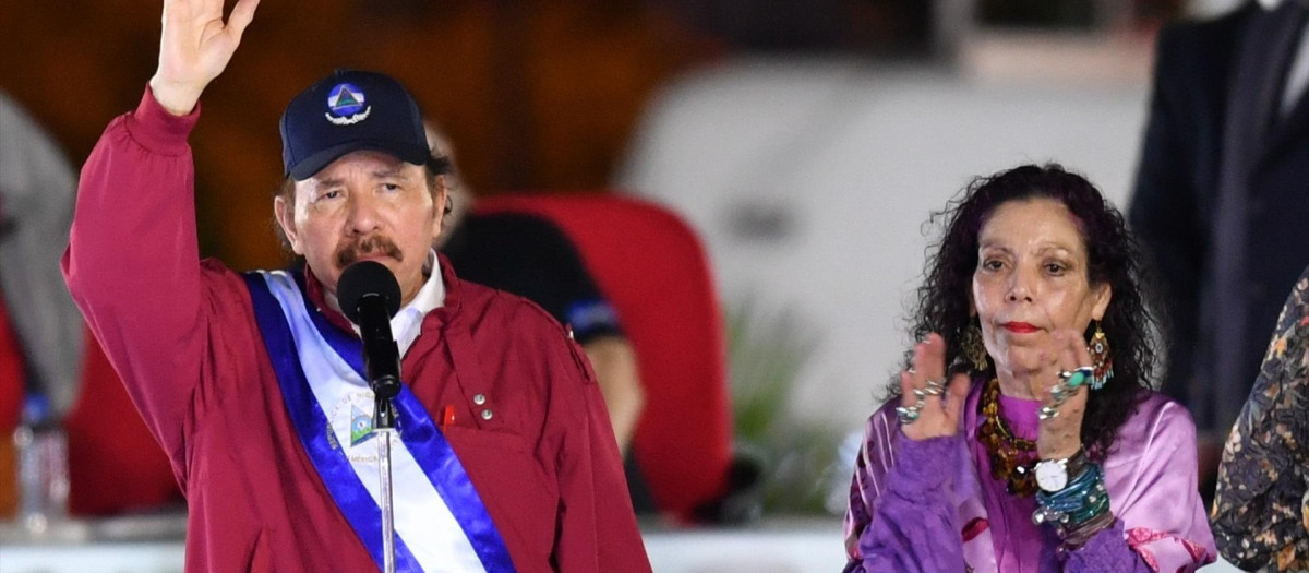 (Foto de ARCHIVO)
Daniel Ortega, presidente de Nicaragua, y su esposa y vicepresidenta, Rosario Murillo
XIN YUEWEI / XINHUA NEWS / CONTACTOPHOTO
10/1/2022 ONLY FOR USE IN SPAIN