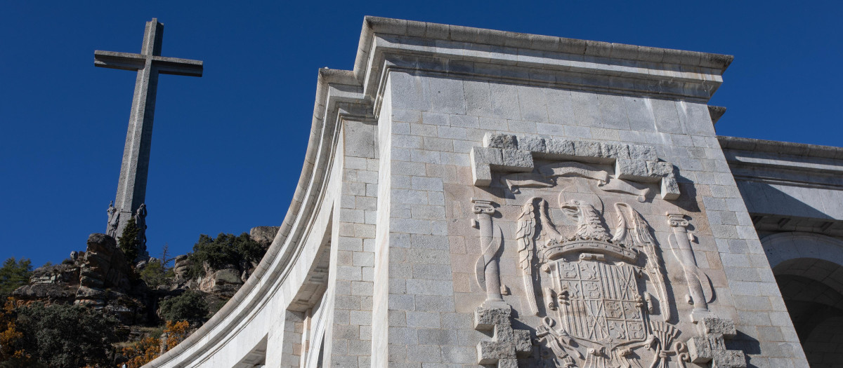 El escudo de los Reyes Católicos
