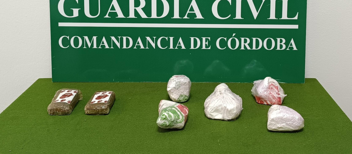 Imagen de la droga intervenida en el operativo