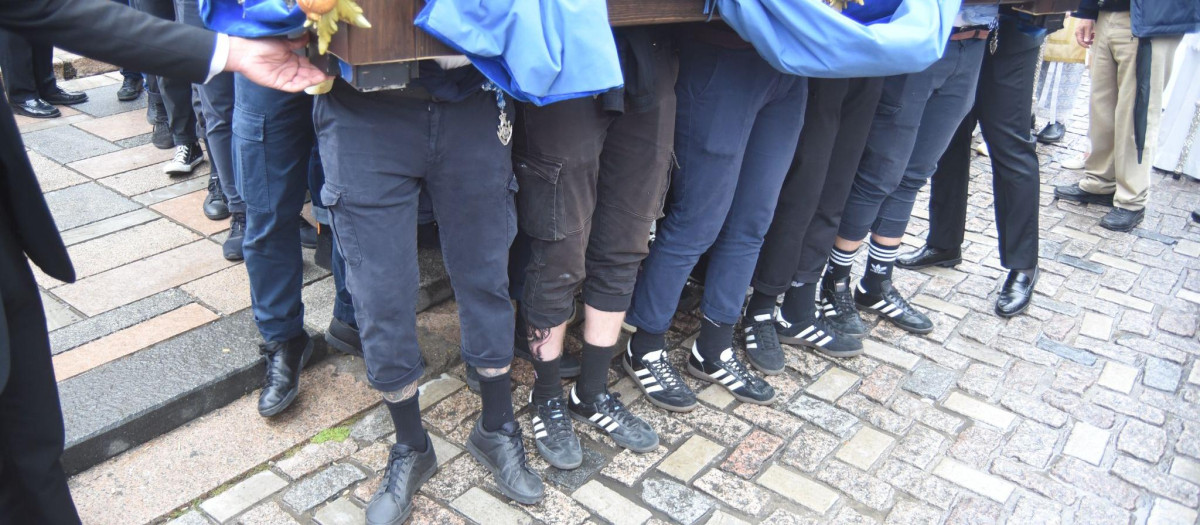 La procesión del Resucitado de Córdoba, en imágenes