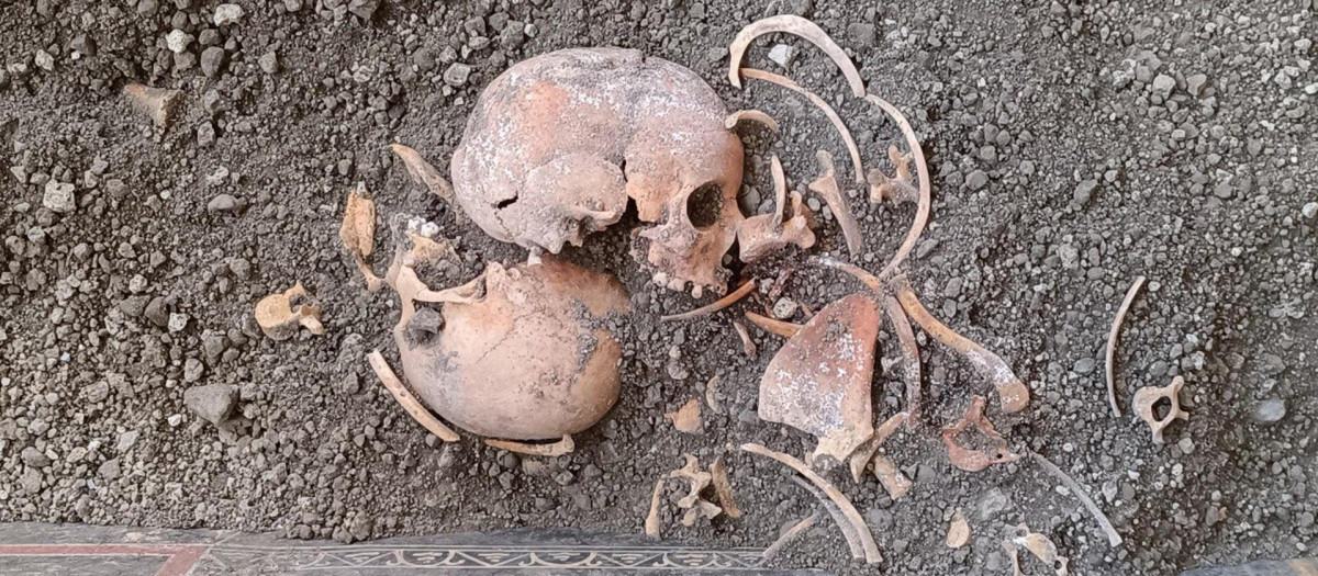 Una investigación publicada este miércoles reconstruye cómo los residentes de una casa de la antigua Pompeya intentaron salvarse de la erupción del Vesubio que destruyó la urbe el 79 d.C