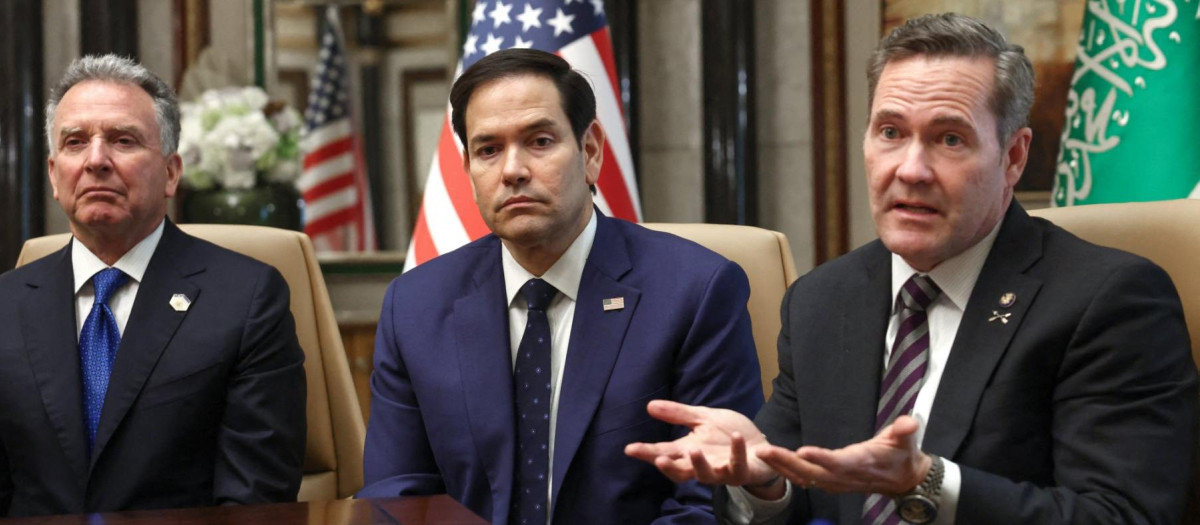 US Secretary of State Marco Rubio (C), US National Security Advisor Mike Waltz (R) and US Middle East envoy Steve Witkoff attend an interview after meeting with Russian Foreign Minister Sergei Lavrov and Russian President Vladimir Putin's foreign policy advisor Yuri Ushakov, at Diriyah Palace, in Riyadh, Saudi Arabia, on February 18, 2025. (Photo by EVELYN HOCKSTEIN / POOL / AFP)