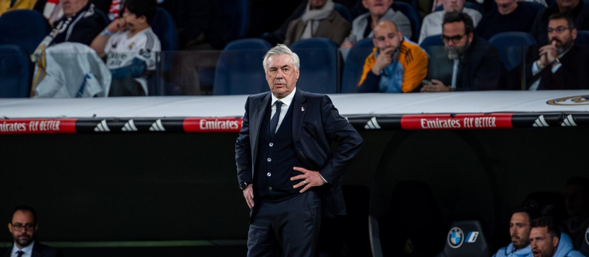 Carlo Ancelotti, en un partido con el Real Madrid