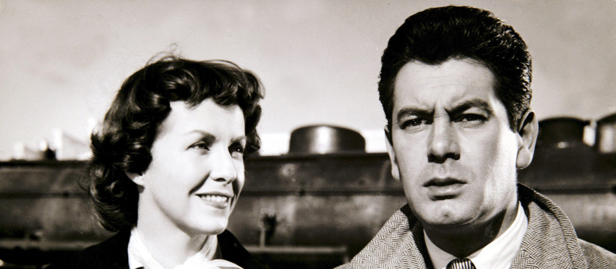 José Suárez y Betsy Blair en la película 'Calle Mayor' ('Grand Rue')