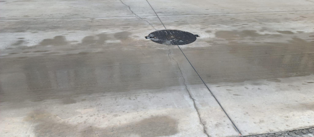 Una grieta en la avenida de La Marina, en La Coruña