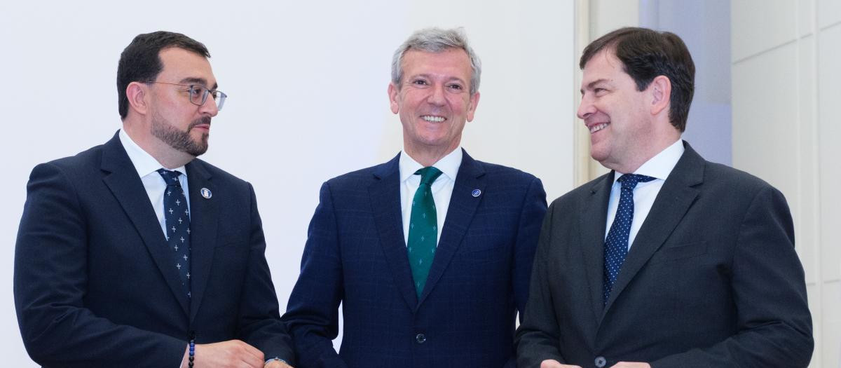 Adrián Barbón, Alfonso Rueda y Alfonso Mañueco