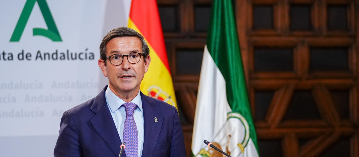 El consejero de Industria, Energía y Minas, Jorge Paradela, este miércoles en rueda de prensa