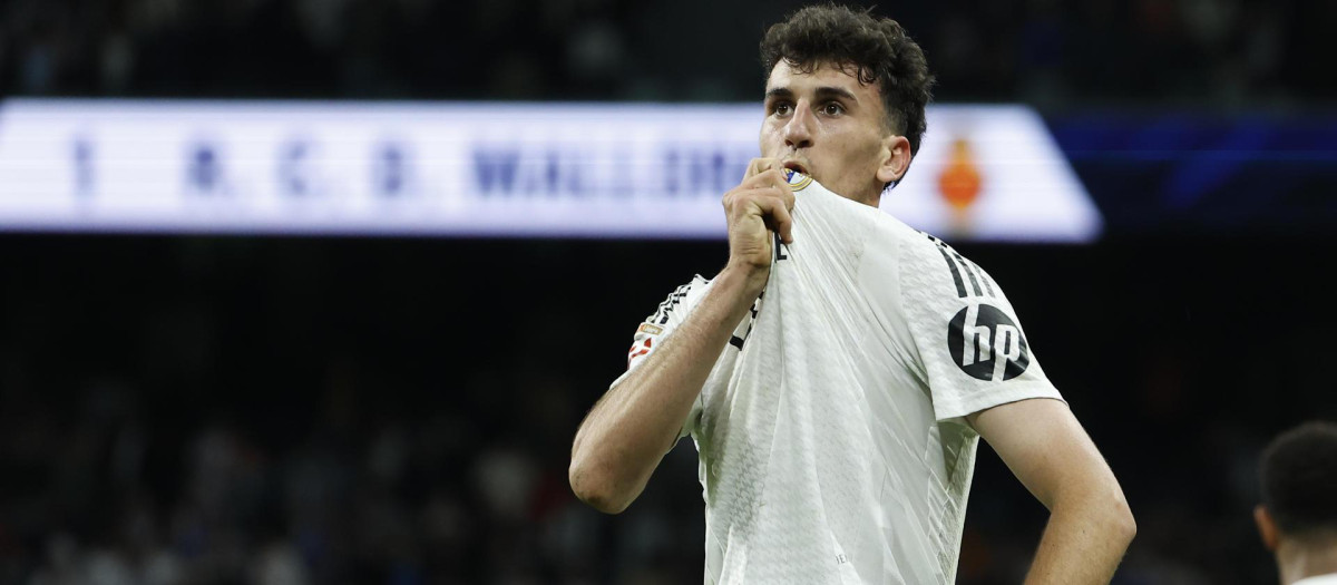 Jacobo Ramón celebra tras marcar el segundo gol ante el Mallorca