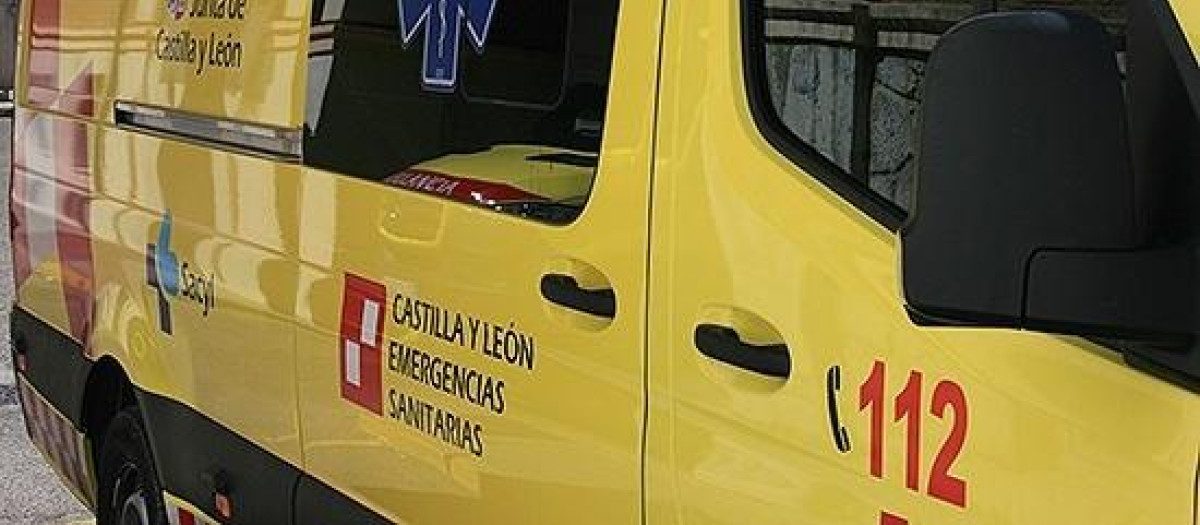 Imagen de archivo de una ambulancia de Sacyl