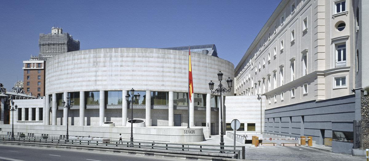 Fachada del Senado