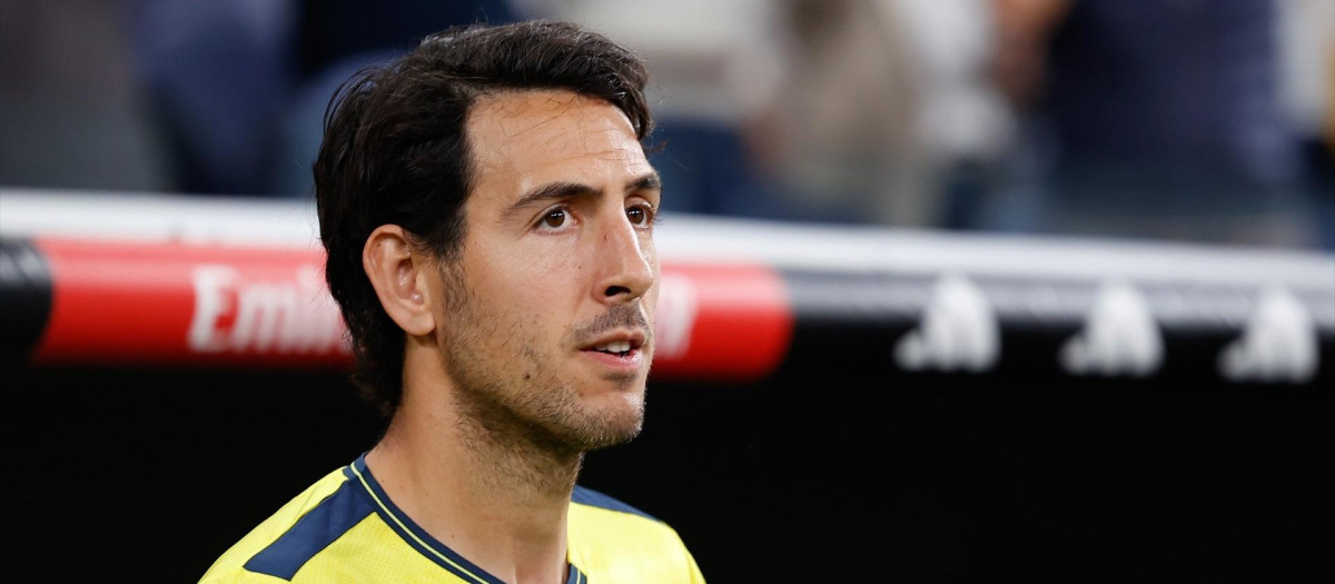 (Foto de ARCHIVO)
Dani Parejo of Villarreal CF looks on during the Spanish League, LaLiga EA Sports, football match played between Real Madrid and Villarreal CF at Santiago Bernabeu stadium on October 5, 2024, in Madrid, Spain.
Dani Parejo en el Santiago Bernabéu