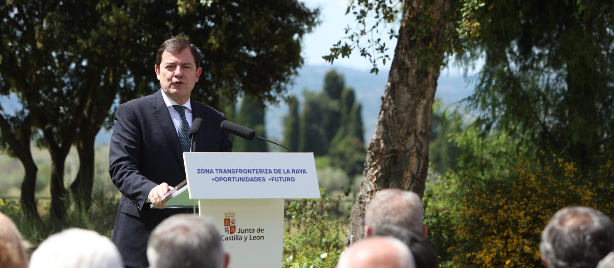 El presidente de la Junta de Castilla y León, Alfonso Fernández Mañueco, presenta el Plan Socioeconómico de La Raya