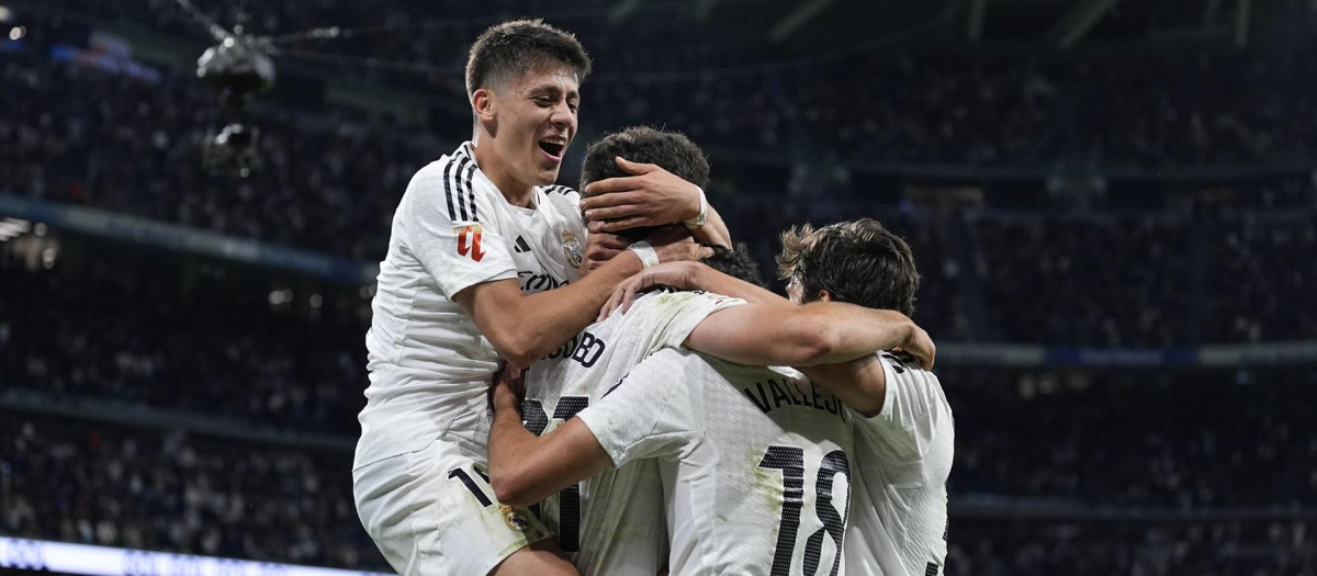 Los jugadores del Real Madrid en el partido frente al Mallorca