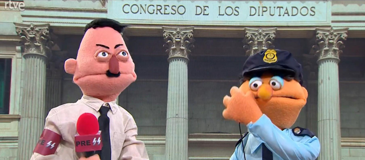 El programa Malas Lenguas comparó a los periodistas incómodos del Congreso con Hitler