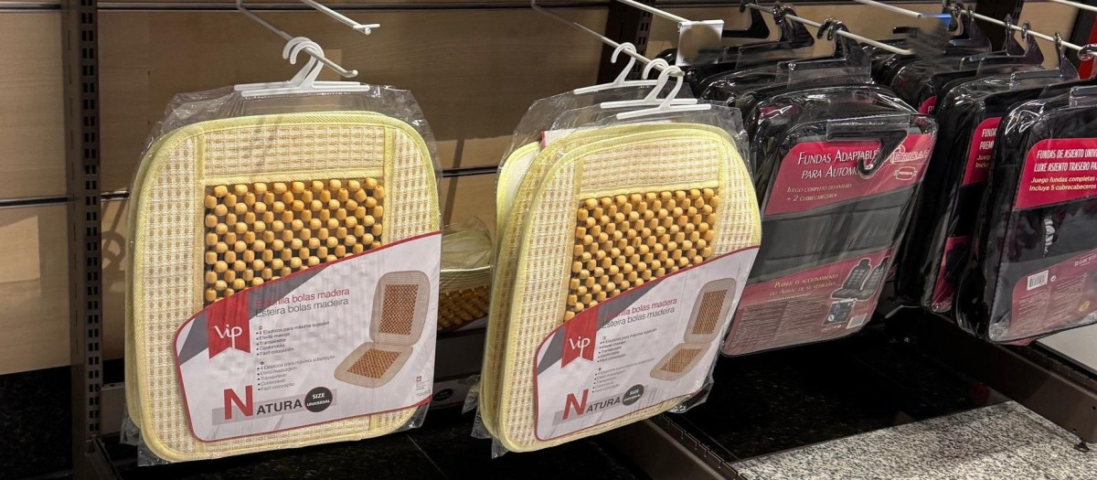 Fundas anatómicas de bolitas para los asientos del coche