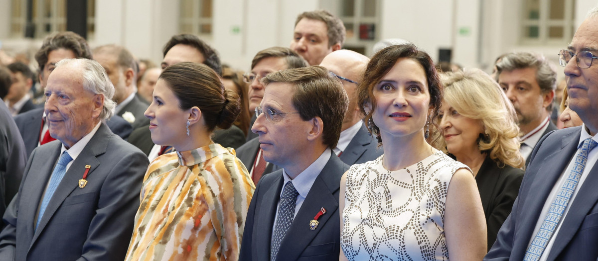 Isabel Diaz Ayuso Teresa Urquijo , Jose Luis Martínez Almeida, José Maria Alvarez del Manzano during the awarding of San Isidro medals at Madrid City Hall in Madrid, May 15, 2025
