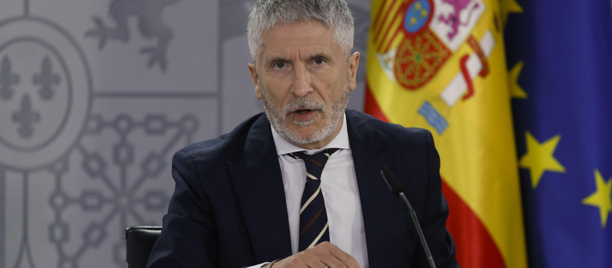 Marlaska lanza una amenaza velada a la UCO y a los medios ante las investigaciones al Gobierno