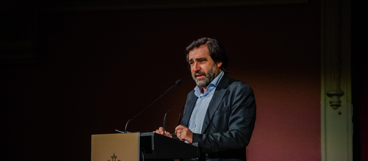 Luis Arroyo, presidente del Ateneo y candidato favorito en las elecciones