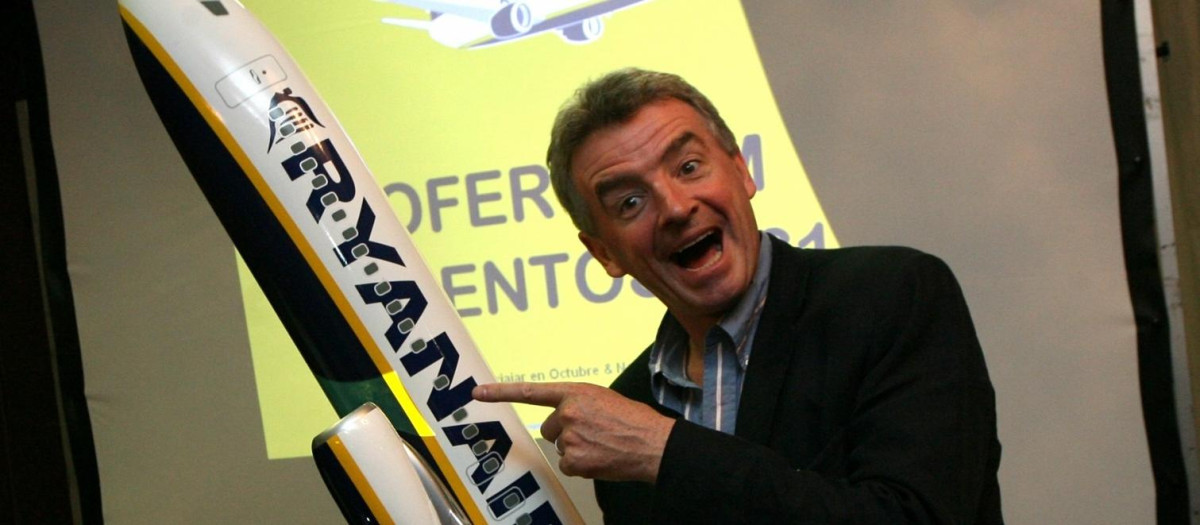 (Foto de ARCHIVO)
MICHAEL OLEARY PRESENTA LAS NOVEDADES DE LA COMPAÑÍA DE RYANAIR

Marta Fernández / Europa Press

06/8/2009