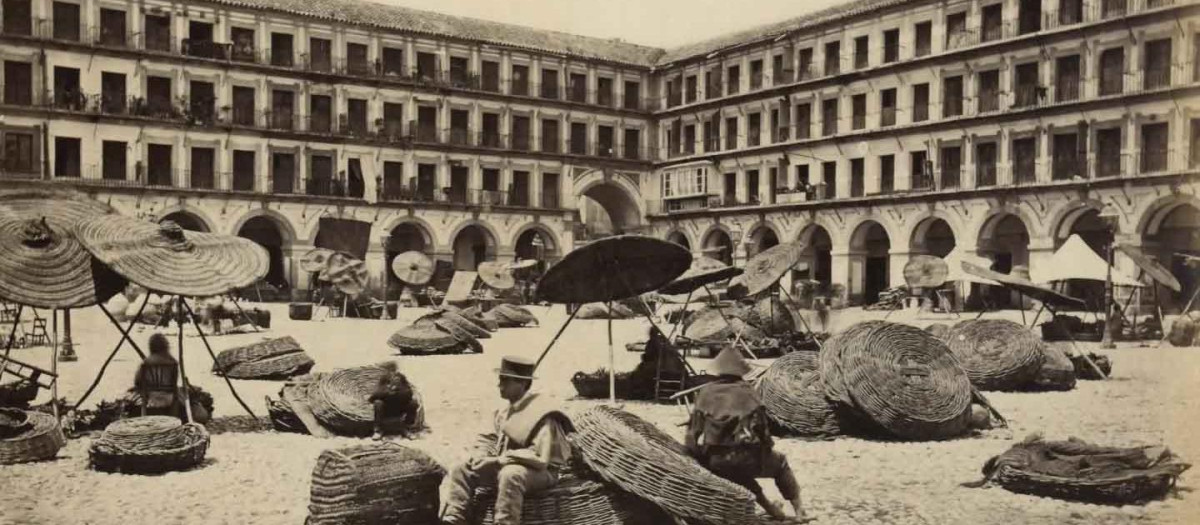 La plaza de la Corredera en el siglo XIX
