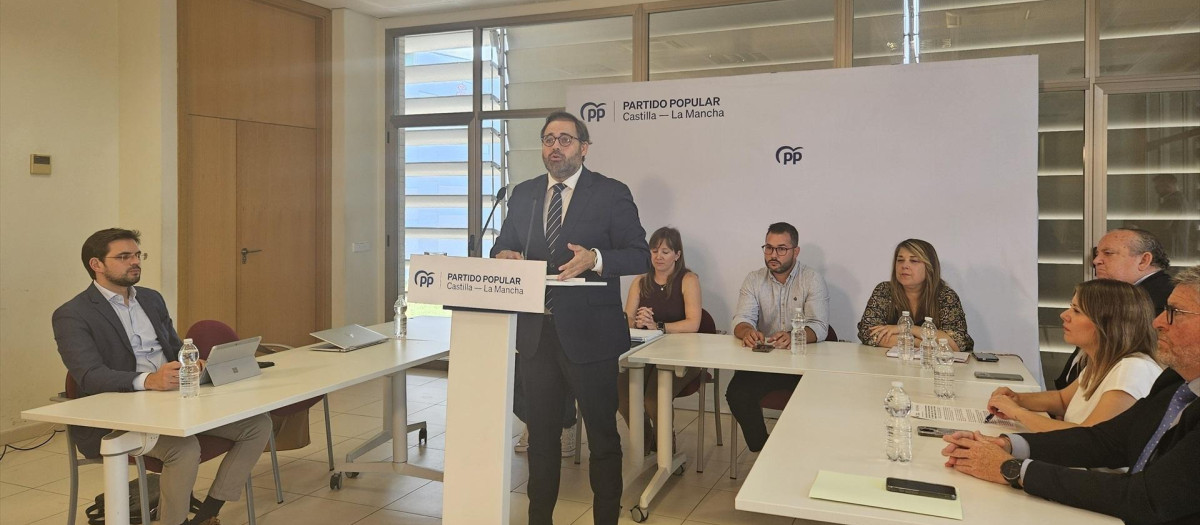 Paco Núñez durante la conferencia en Guadalajara

EUROPA PRESS
13/5/2025