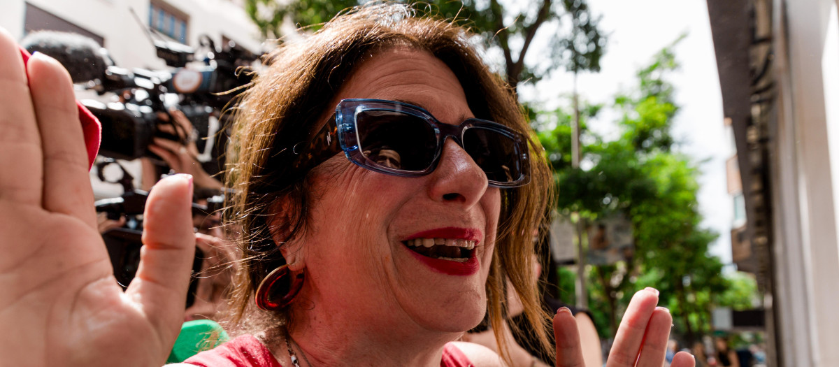 La fontanera de PSOE, Leire Díez