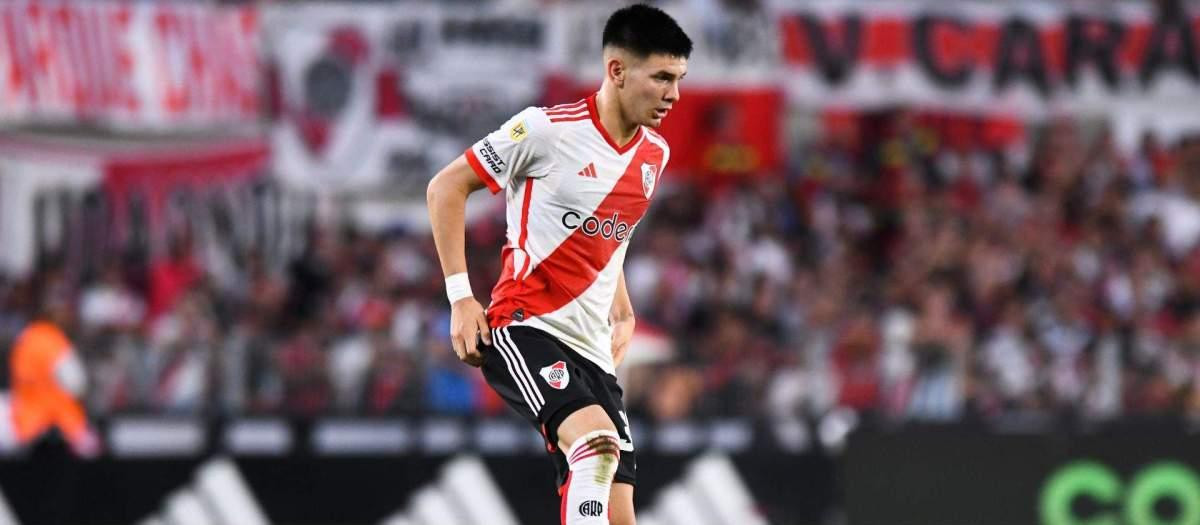 Franco Mastantuono, en un partido con el River Plate