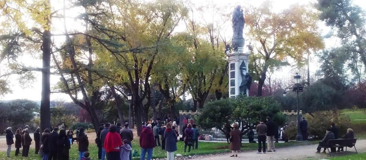 Todos los primeros sábados de mes se congregan ante la imagen de la Virgen