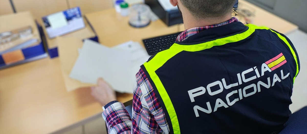 Un agente del CNP, en una imagen de archivo
