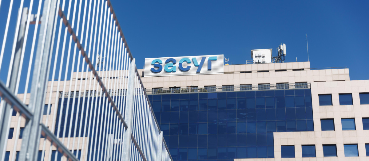 Fachada de la sede de Sacyr en Madrid