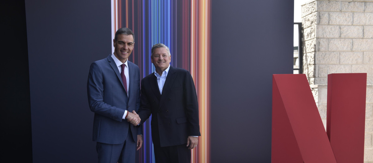 Pedro Sánchez y Ted Sarandos, coCEO de Netflix