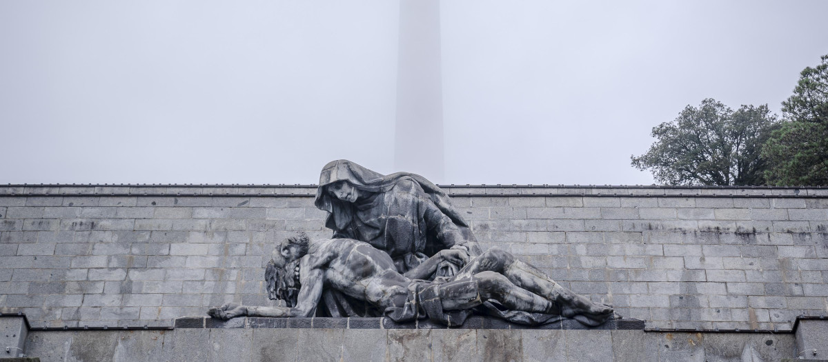 La escultura de 'La Piedad' en el complejo monumental del Valle de los Caídos