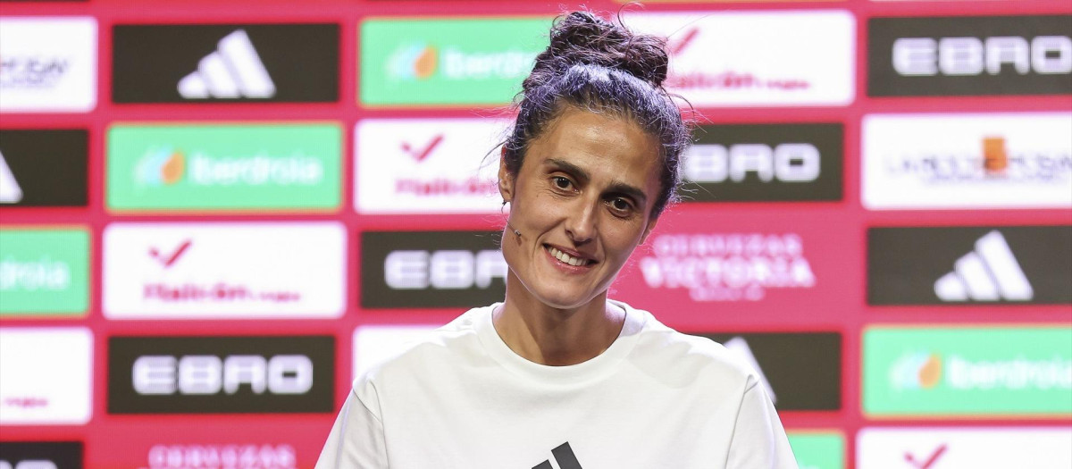 Montse Tomé dando a conocer la lista para la Eurocopa 2025