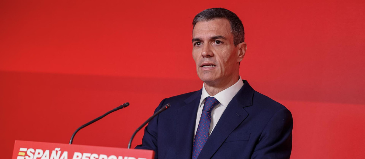 El presidente del Gobierno y líder del PSOE, Pedro Sánchez, durante su comparecencia en Ferraz