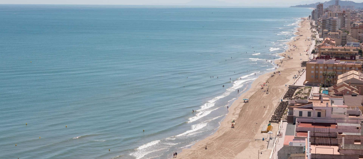 Imagen aérea de la playa de El Perelló de Sueca.