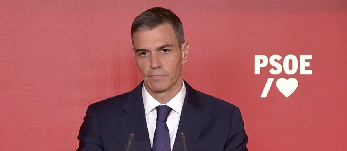 Pedro Sánchez, en su comparecencia en la calle Ferraz