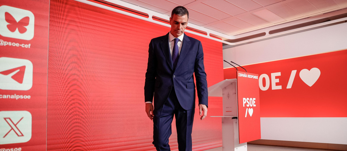 Pedro Sánchez tras su comparecencia en Ferraz