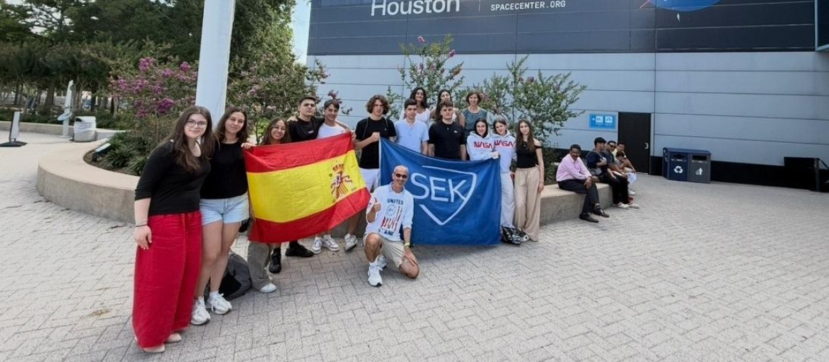 Alumnos españoles ganan una competición internacional educativa de la NASA organizada en Houston