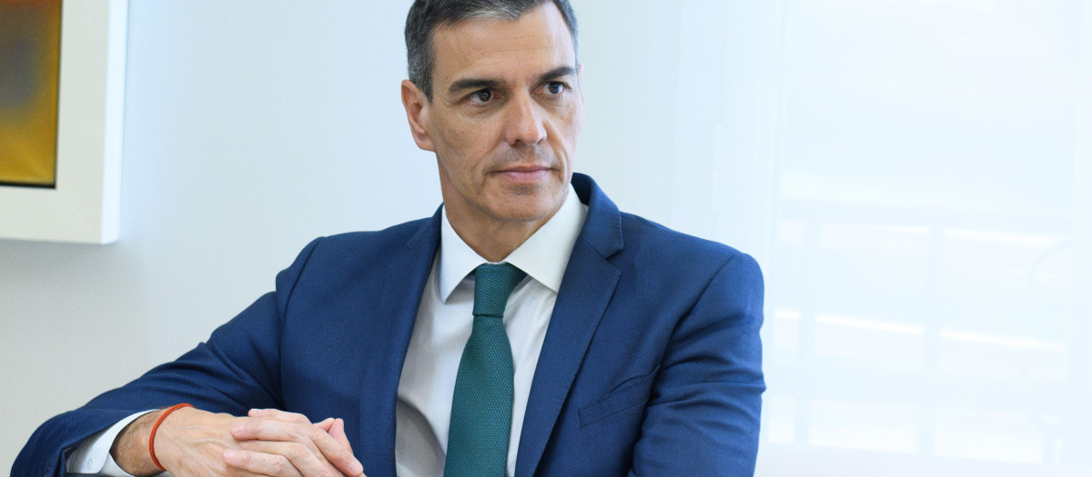 Mandatory Credit: Photo by Atilano Garcia/SOPA Images/Shutterstock (15360942k)
The President of the Government, Pedro Sanchez, is seen during a meeting with Yolanda Diaz (not in view), the second Vice President at the Moncloa Palace. The meeting between Sanchez and Diaz takes place to address the crisis caused by the alleged link in the Koldo plot of the former secretary of Organization of the PSOE Santos Cerdan.
Pedro Sanchez meeting with Yolanda Diaz in Madrid, Spain - 16th Jun 2025 *** Local Caption *** .