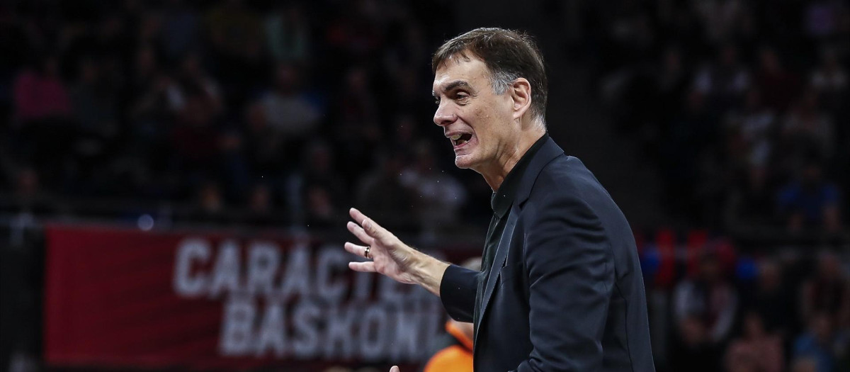 Georgios Bartzokas, actual entrenador de Olympiacos
